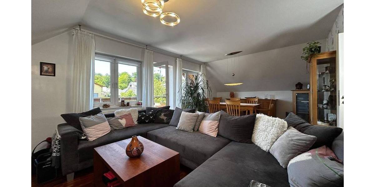 Etagenwohnung Kassel Harleshausen - 4 Zimmer, 127 m&sup2;, 350.000&euro; | Angebot:25674214