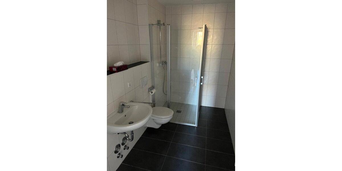 Etagenwohnung Kassel Niederzwehren - 2 Zimmer, 68 m&sup2;, 652&euro; | Angebot:26094994