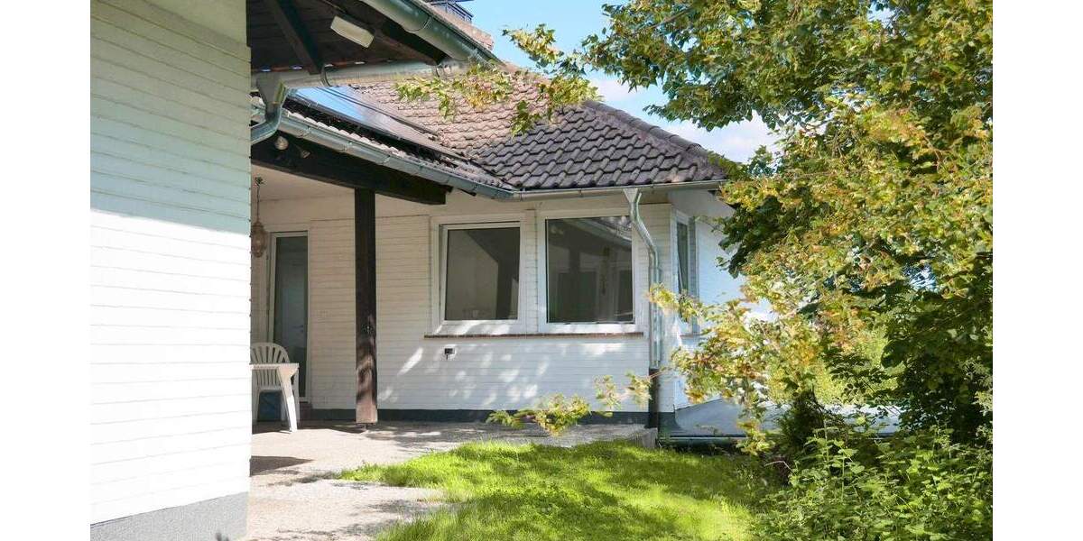 Einfamilienhaus Kassel Brasselsberg - 7 Zimmer, 190 m&sup2;, 2.000&euro; | Angebot:26015969