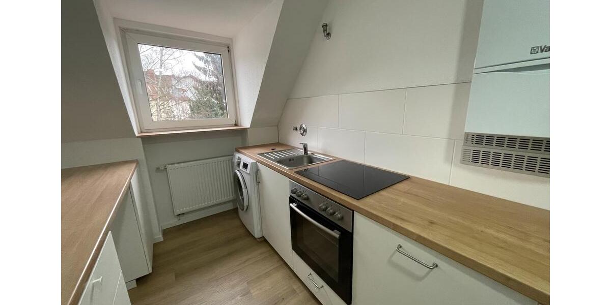 Dachgeschoßwohnung Kassel Südstadt - 2 Zimmer, 18 m&sup2;, 449&euro; | Angebot:25308703