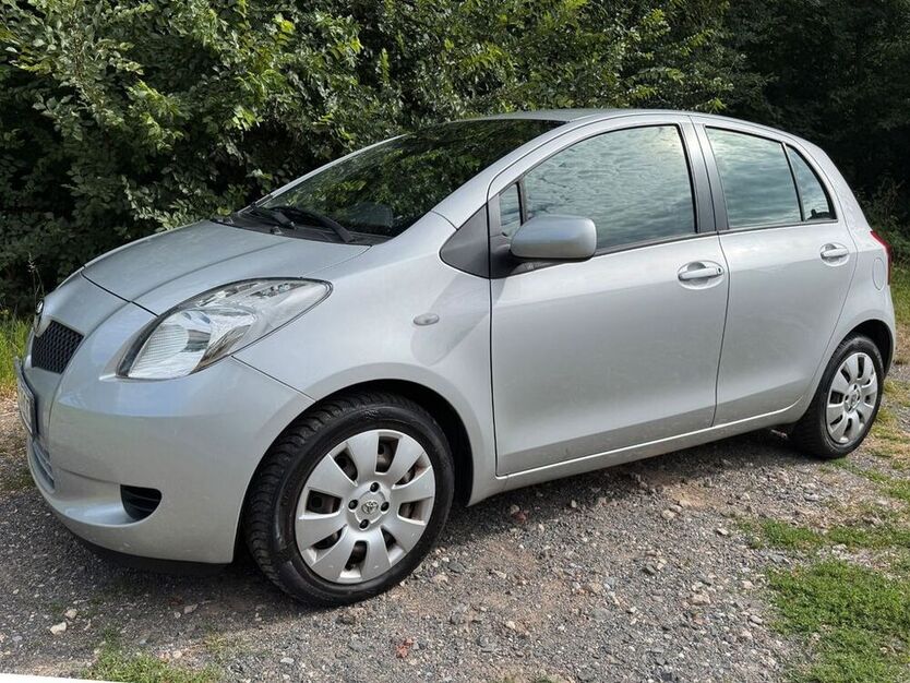 Yaris