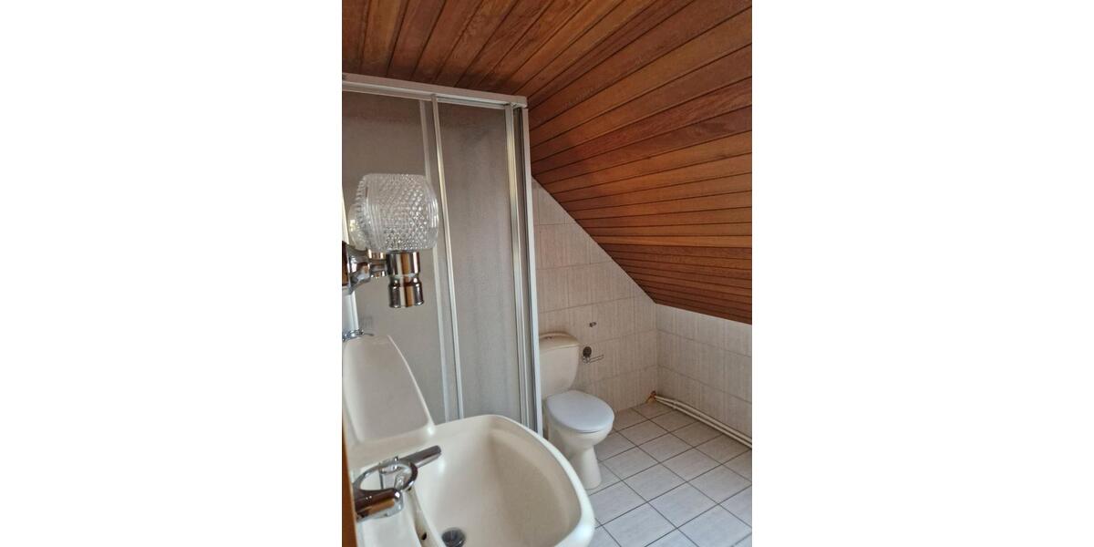 Dachgeschoßwohnung Melsungen - 4 Zimmer, 100 m&sup2;, 670&euro; | Angebot:26221070