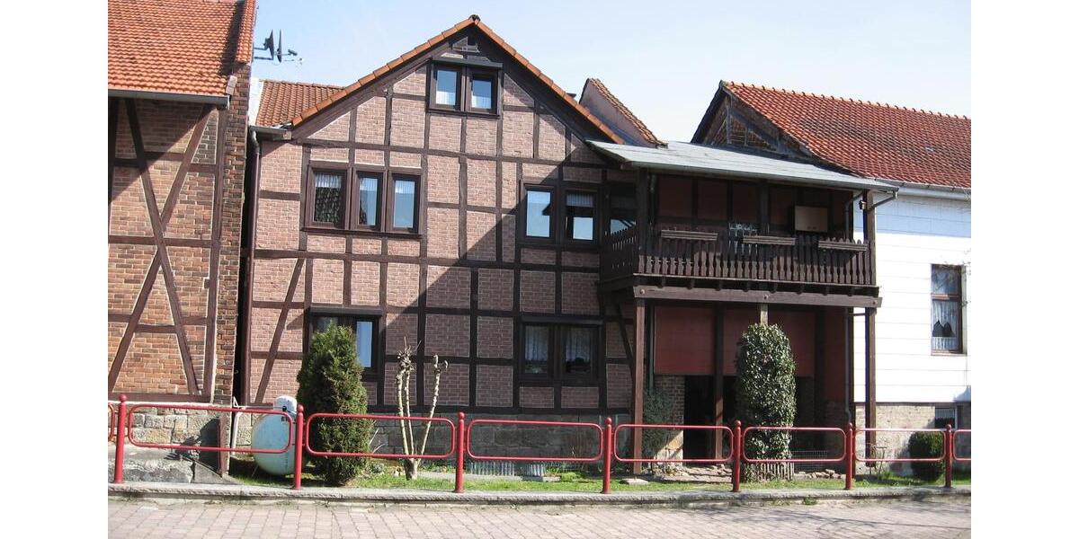 2 zu,KÜ,Bad,Balkon,anPoizeistudentenIn 1 zimmer