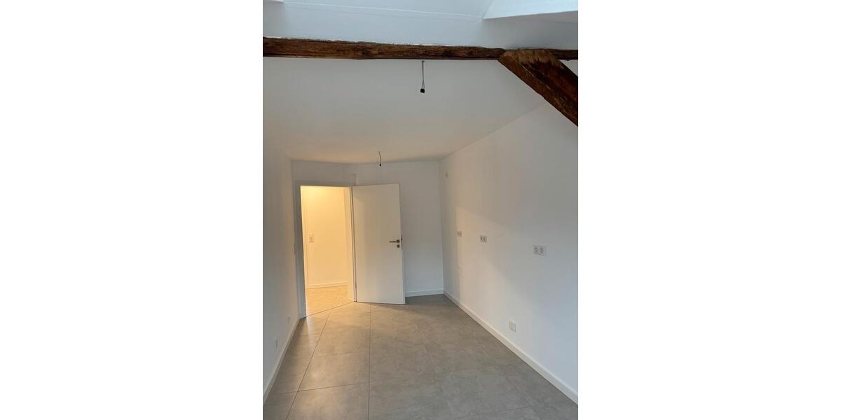 Attraktive Dachgeschosswohnung im Fachwerk 4 zimmer