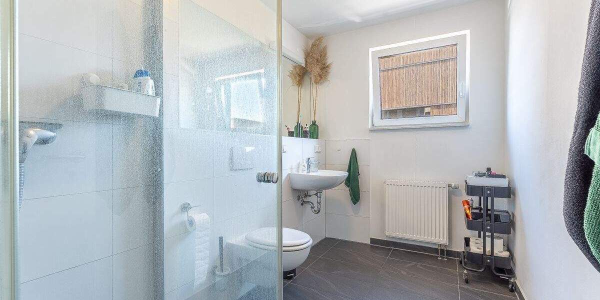 Einfamilienhaus Kassel Nord-Holland - 2 Zimmer, 730&euro; | Angebot:25846754