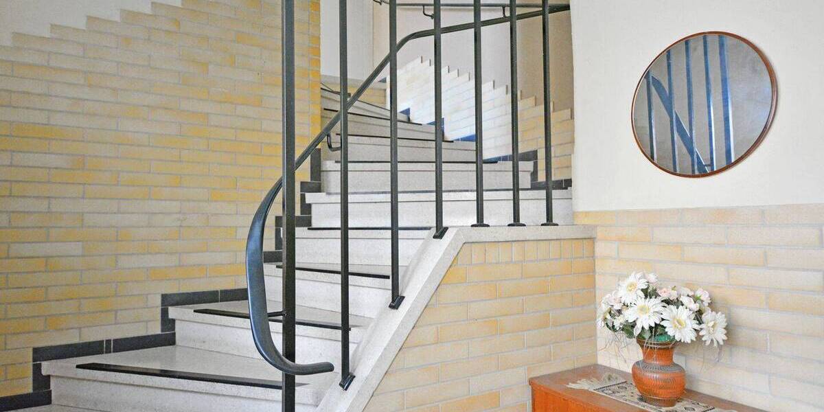 Mehrfamilienhaus, Wohnhaus Wolfhagen - 9 Zimmer, 258 m&sup2;, 180.000&euro; | Angebot:26730957