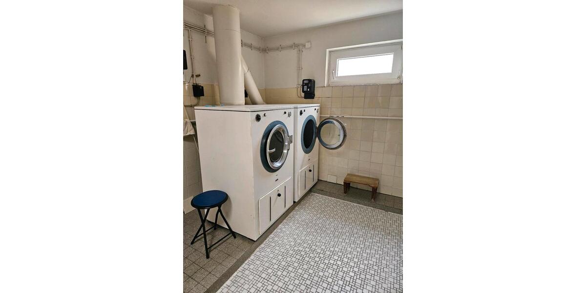 Etagenwohnung Kassel Niederzwehren - 3 Zimmer, 71 m&sup2;, 150.000&euro; | Angebot:27023147