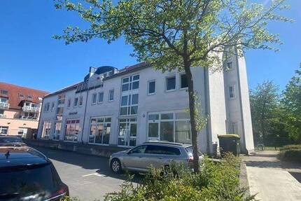 Wurzen* helle 3 Zimmer-Wohnung * Laminat* Tageslichtbad Balkon