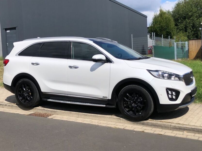 Kia Sorento 200.000 km 15.900 € Kassel 34134