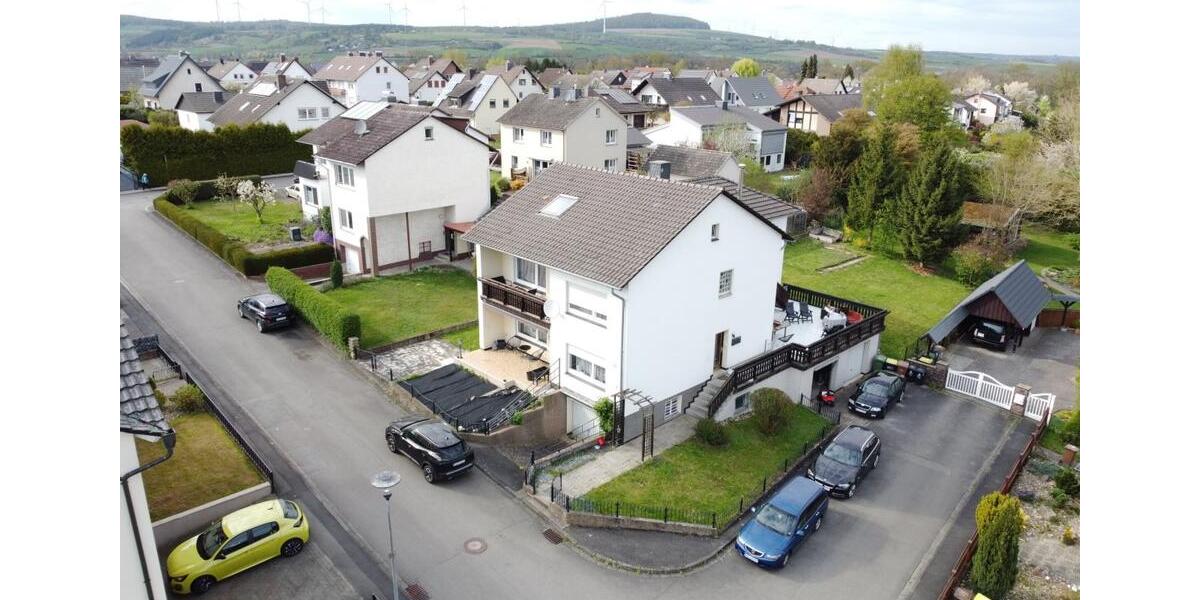 Einfamilienhaus Hofgeismar - 6 Zimmer, 301 m&sup2;, 310.000&euro; | Angebot:26957548