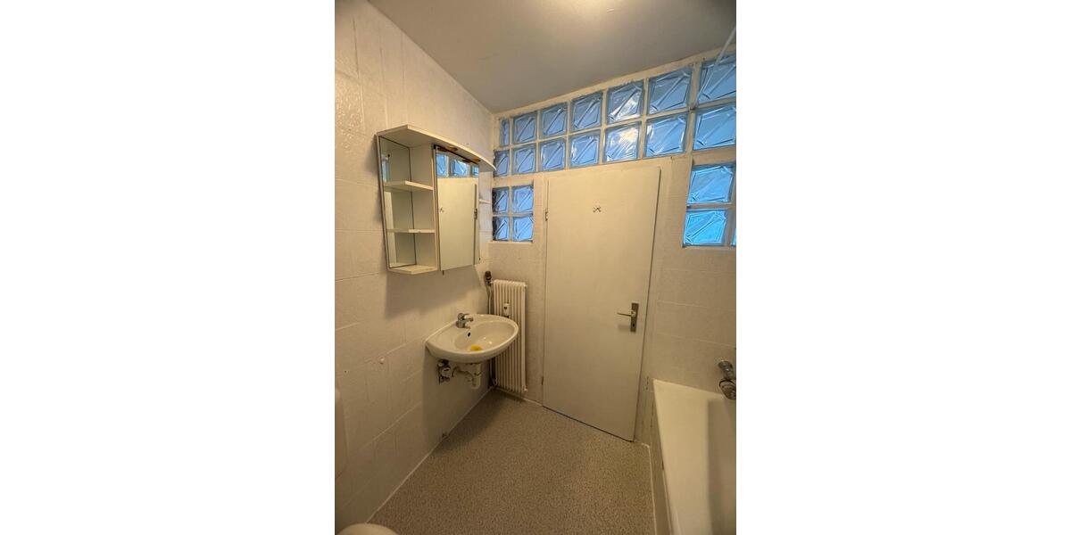 1 Zimmerwohnung mit Küche und Bad inkl. Strom 1 zimmer