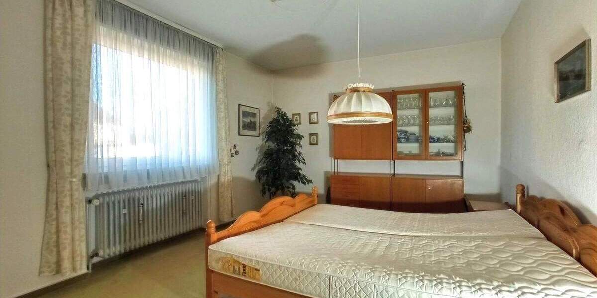 Einfamilienhaus Gudensberg - 6 Zimmer, 140 m&sup2;, 1.200&euro; | Angebot:24684222