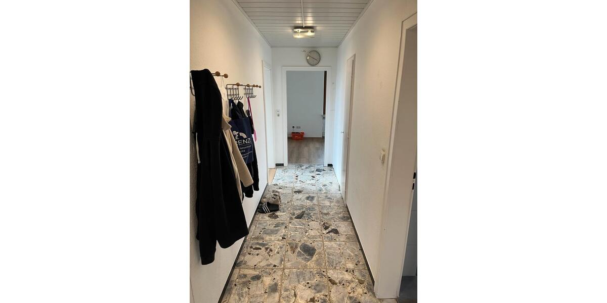 Etagenwohnung Schauenburg - 4 Zimmer, 100 m&sup2;, 1.000&euro; | Angebot:25172640