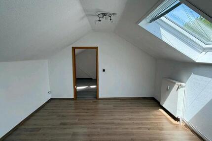 Wohnung Dransfeld - 2 Zimmer, 60 m&sup2;, 450&euro; | Angebot:26592136