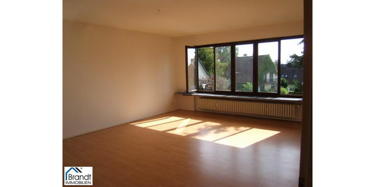 Attraktive Altbauwohnung am Rande der Stadt! 4 zimmer