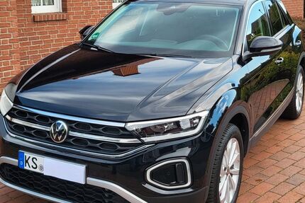 VW T-Roc 11.800 km 28.950 € Baunatal 34225