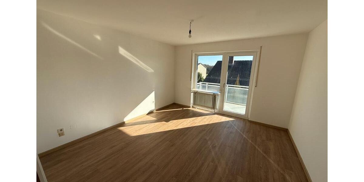 Etagenwohnung Bad Emstal - 3.5 Zimmer, 115 m&sup2;, 860&euro; | Angebot:26416298