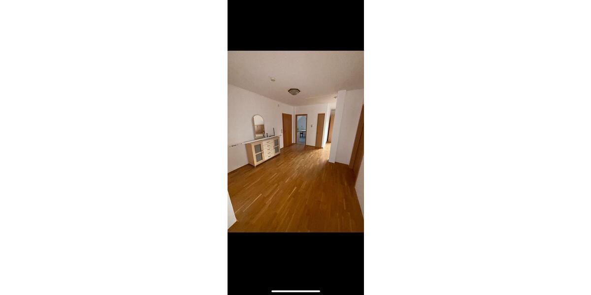 Dachgeschoßwohnung Kassel Vorderer Westen - 3 Zimmer, 72 m&sup2;, 900&euro; | Angebot:26215181