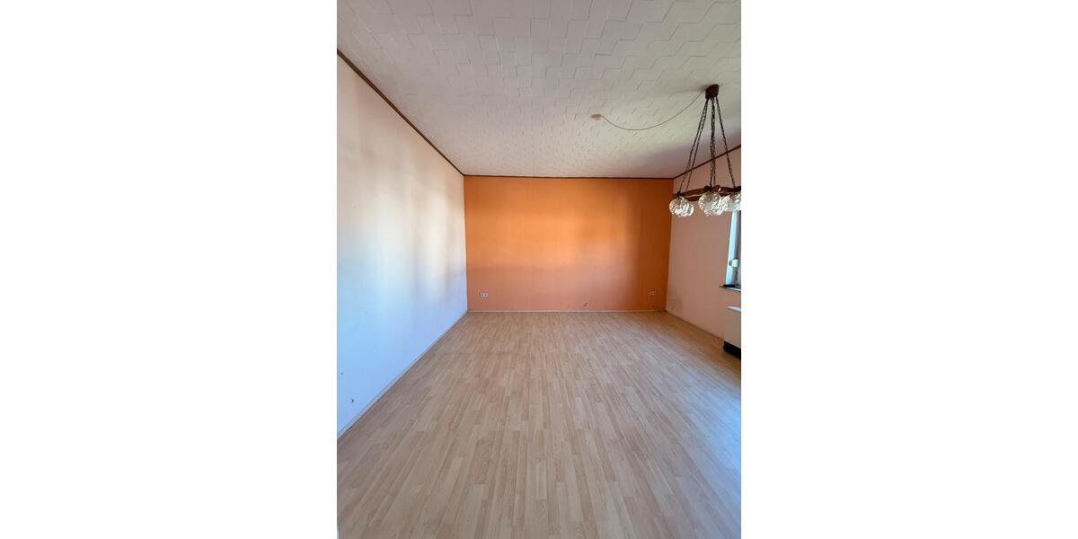 Einfamilienhaus Fritzlar - 5 Zimmer, 123 m&sup2;, 240.000&euro; | Angebot:26940673