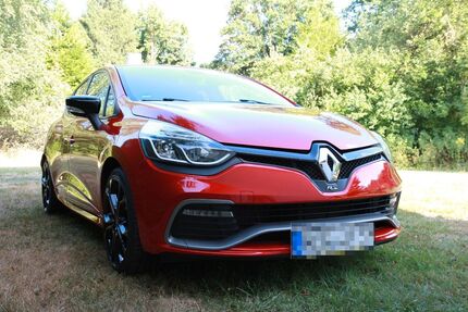Renault Clio 94.000 km 13.300 &euro; Spangenberg 34286