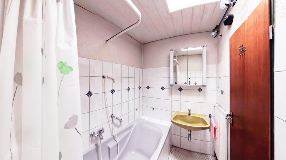 Bungalow Kassel Bettenhausen - 4 Zimmer, 118 m&sup2;, 255.000&euro; | Angebot:26148318