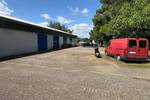 Betriebsgrundstück mit 3 Lagerhallen und einer Wohneinheit zu erwerben zimmer