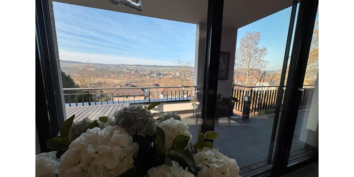 Hochparterre Melsungen - 4 Zimmer, 145 m&sup2;, 1.600&euro; | Angebot:24397451