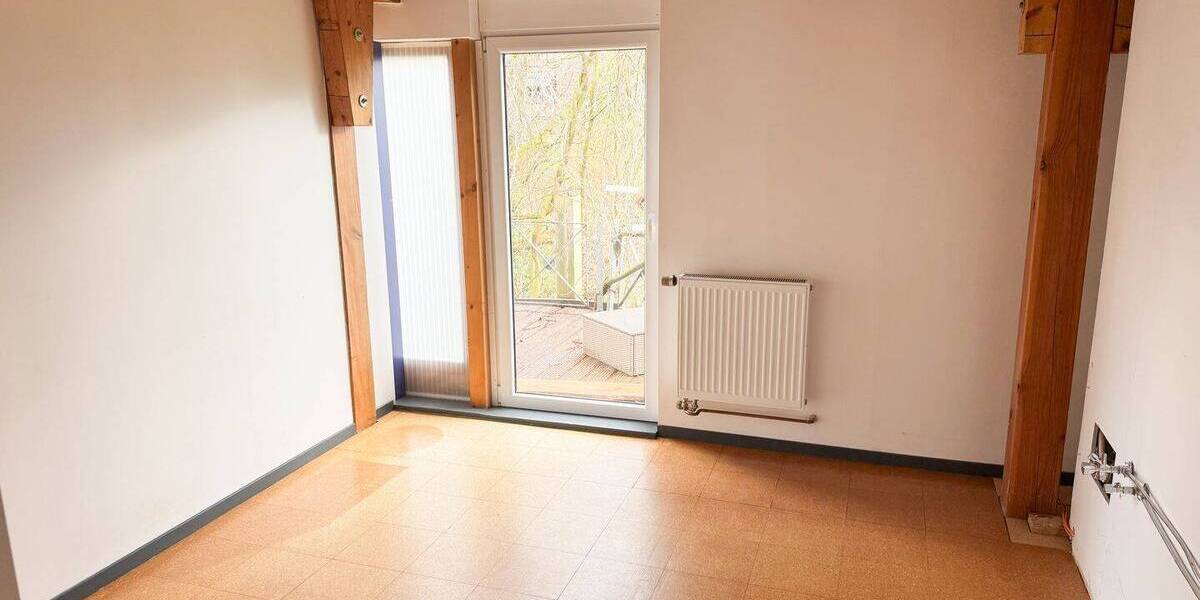 Mehrfamilienhaus, Wohnhaus Kaufungen Niederkaufungen - 8 Zimmer, 240 m&sup2;, 435.000&euro; | Angebot:26016033