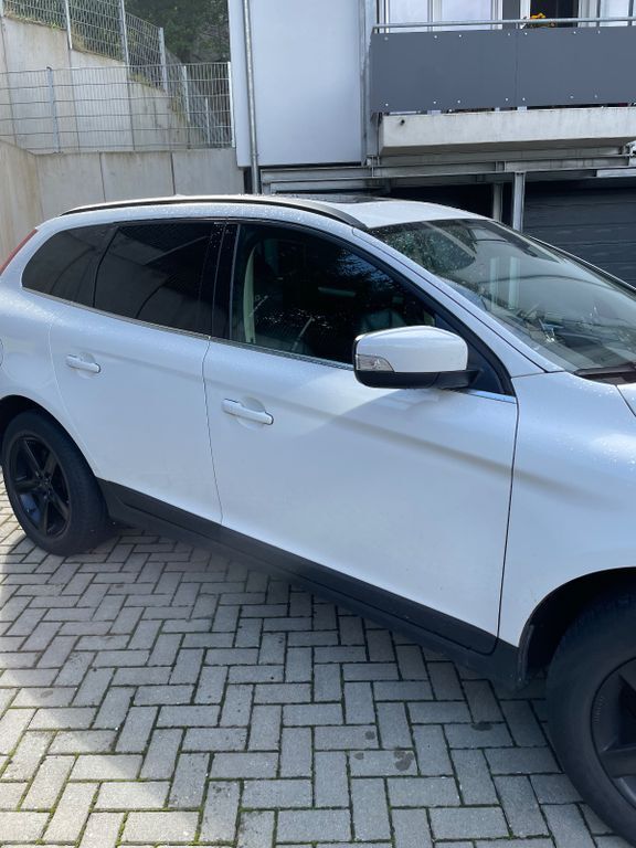 Volvo XC60 240.000 km 9.500 € Melsungen 34212