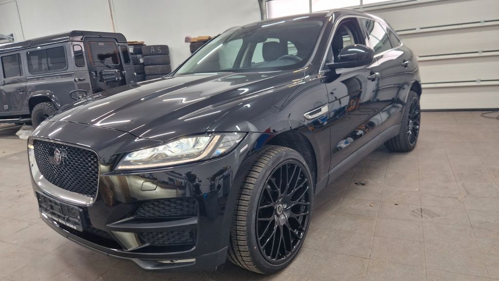 Jaguar F-Pace 82.000 km 25.999 &euro; Fuldatal (Kassel) 34233
