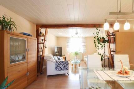 Haus Ahnatal Heckershausen - 4 Zimmer, 108 m&sup2;, 229.000&euro; | Angebot:26628918