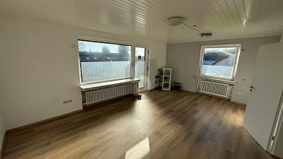 HELL MIT BALKON UND STELLPLATZ - Etagenwohnung Schauenburg | Angebot:26387039