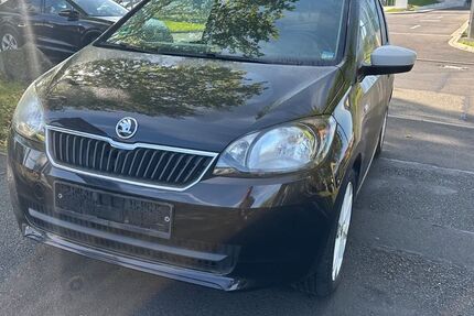 Skoda Citigo 92.000 km 5.200 € Kassel 34123
