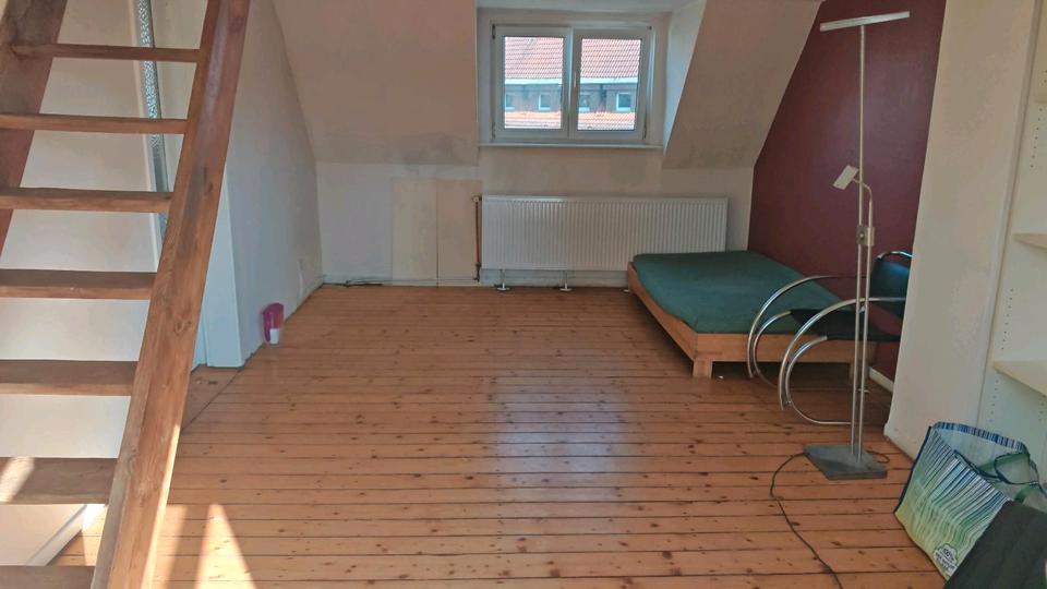 Doppelhaushälfte Kassel Südstadt - 11 Zimmer, 260 m&sup2;, 680.000&euro; | Angebot:25976917