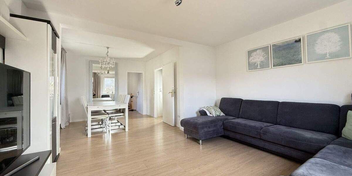 Mehrfamilienhaus, Wohnhaus Kassel Nordshausen - 9 Zimmer, 216 m&sup2;, 375.000&euro; | Angebot:25674219