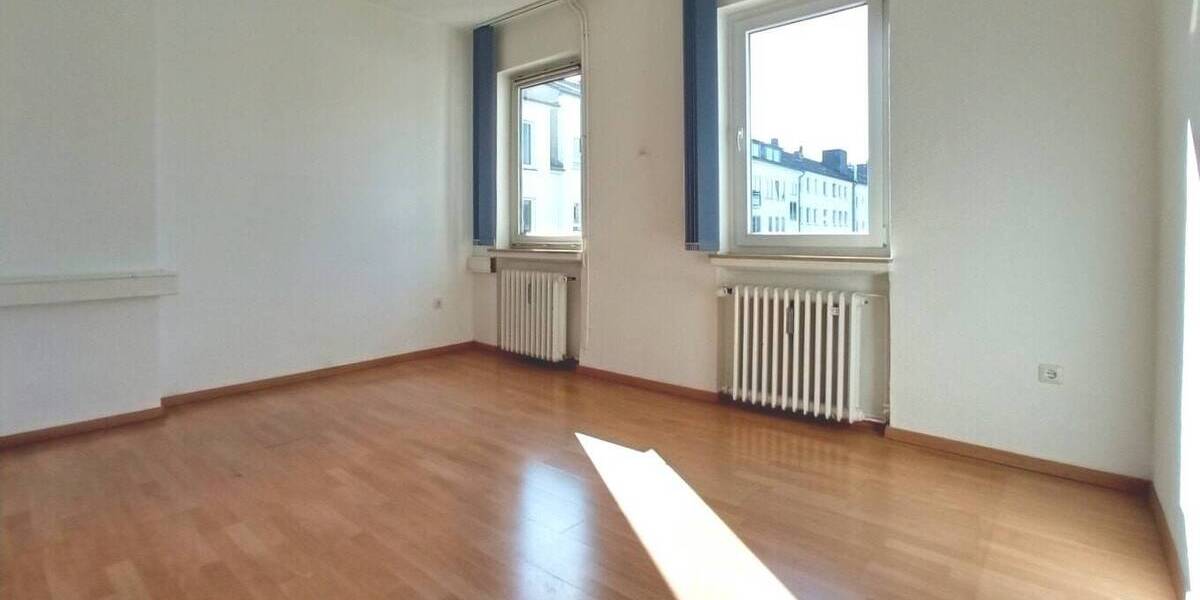 Gewerbeobjekt Kassel Mitte - 7 Zimmer, 1.570&euro; | Angebot:25996556