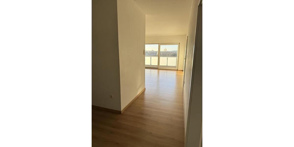 Dachgeschoßwohnung Grebenstein - 3 Zimmer, 98 m&sup2;, 319.000&euro; | Angebot:25918707