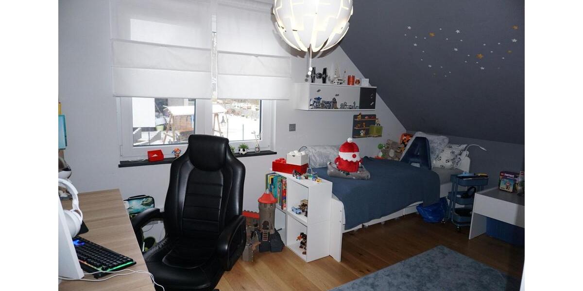 Einfamilienhaus Malsfeld - 5 Zimmer, 135 m&sup2;, 1.850&euro; | Angebot:26445208