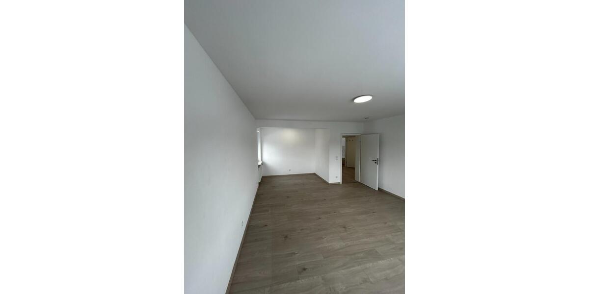 Etagenwohnung Baunatal - 4 Zimmer, 92 m&sup2;, 1.020&euro; | Angebot:25229056