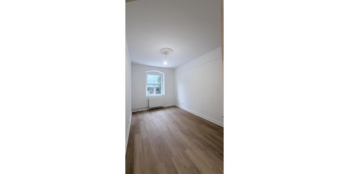 1A-Lage-Erstbezug Altbauwohnung 4-ZKB am Kirchweg 4 zimmer