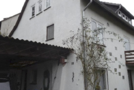 Einfamilienhaus 10 Zimmer mit großem Grundstück - HMÜ Laubach