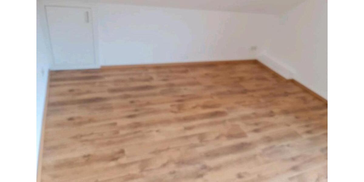 Dachgeschoßwohnung Melsungen - 3 Zimmer, 80 m&sup2;, 750&euro; | Angebot:26692930