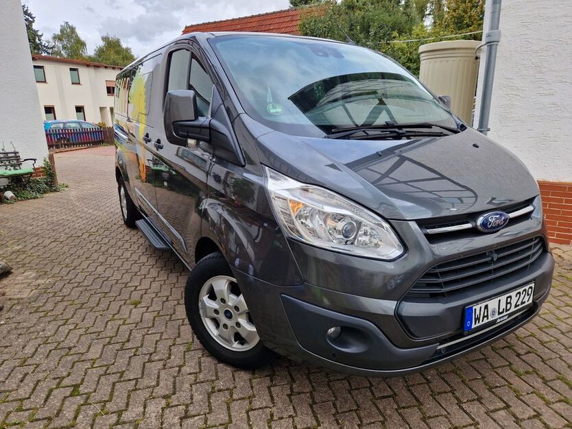 Ford Tourneo Custom 215.000 km 16.500 € Bad Wildungen 34537