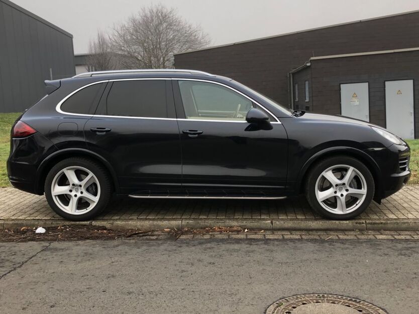 Porsche Cayenne 298.500 km 14.900 € Kassel 34134