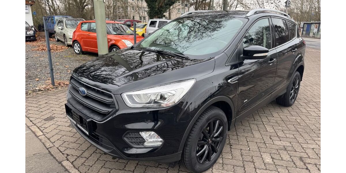 Ford Kuga 89.000 km 11.900 &euro; Kassel 34123