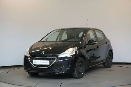 Peugeot 208 147.978 km 4.490 &euro; Kassel 34123
