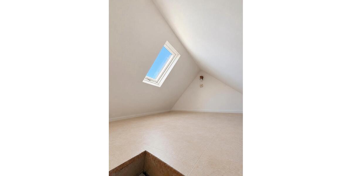 Maisonettenwohnung Habichtswald - 6 Zimmer, 150 m&sup2;, 1.500&euro; | Angebot:27628044