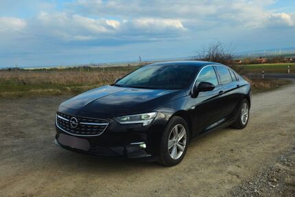Opel Insignia 97.000 km 16.500 € Fritzlar 34560