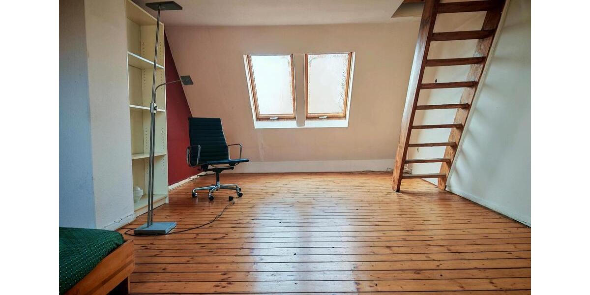Dachgeschoßwohnung Kassel Südstadt - 3 Zimmer, 68 m&sup2;, 160.000&euro; | Angebot:26722543