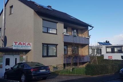 Haus Baunatal - 9 Zimmer, 173 m&sup2;, 450.000&euro; | Angebot:25063987
